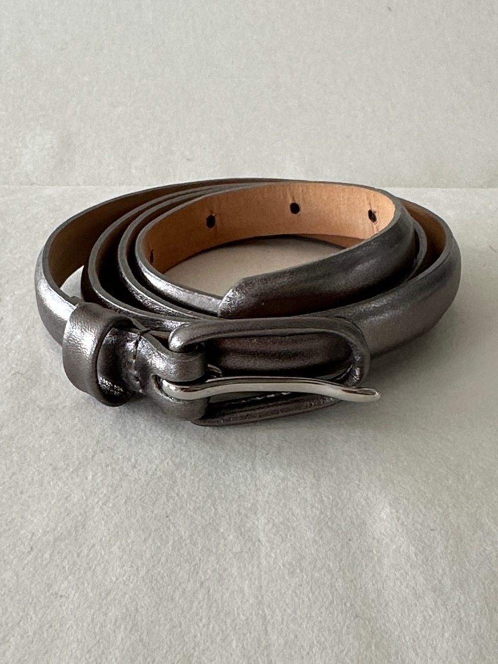 J. CREW METALLIC PEWTER LEATHER SKINNY BELT M - Picture 3 of 7